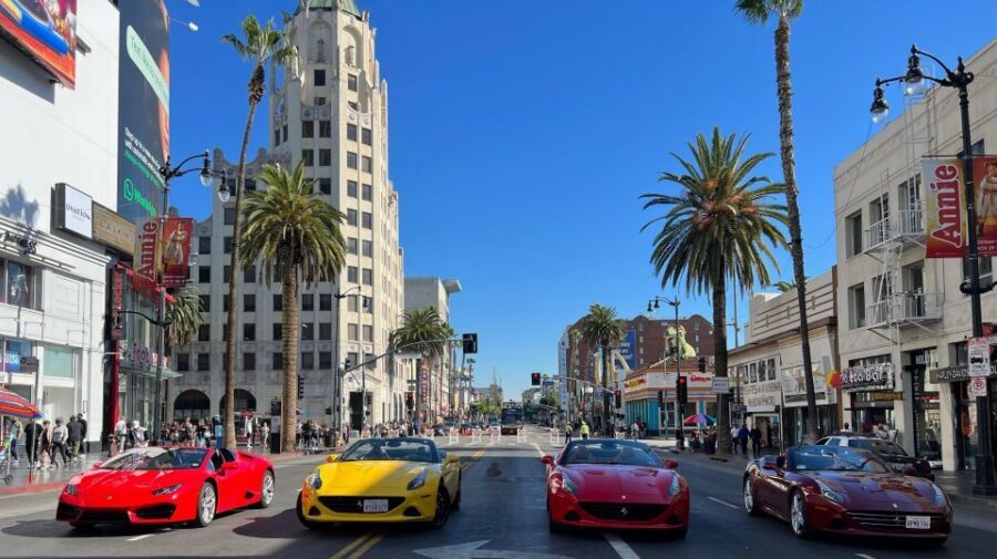 20 Min Lamborghini tour in Hollywood (Drive or be driven) - Your 20-minute route: 6808 Hollywood Blvd to the Walk of Fame