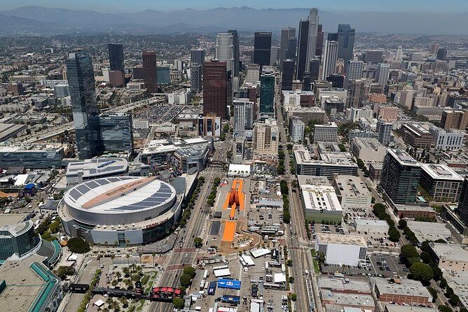 City Tour of Los Angeles, Hollywood and Beverly Hills - A luxury van tour that’s small enough to feel personal