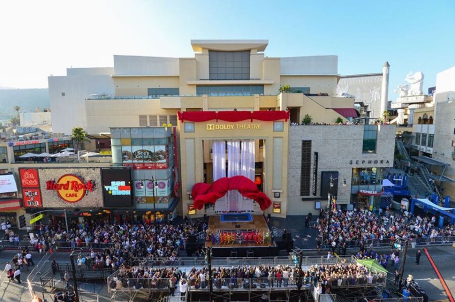 Dolby Theatre Admission Ticket and Guided Tour - What to Bring (and What to Avoid on the Tour)