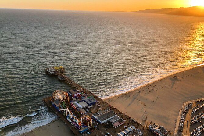 LA Helicopter Tour with Malibu Landing - Hollywood sign and Sunset Blvd: the photo moment and the big-story fly-by