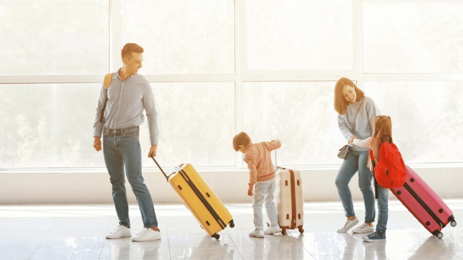 Los Angeles: Luggage Storage in LAX - Price and value: what $9 per person really means for families and multi-bag days