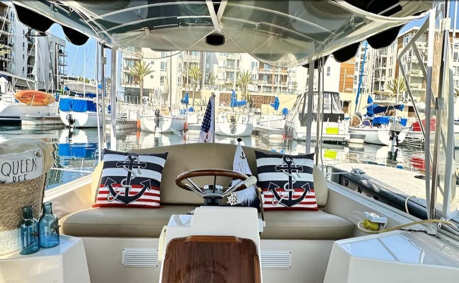 Marina Del Rey: A Romantic Boat Cruise with Sushi & Wine - Sea lions and coastline views near Venice, Santa Monica, and LAX