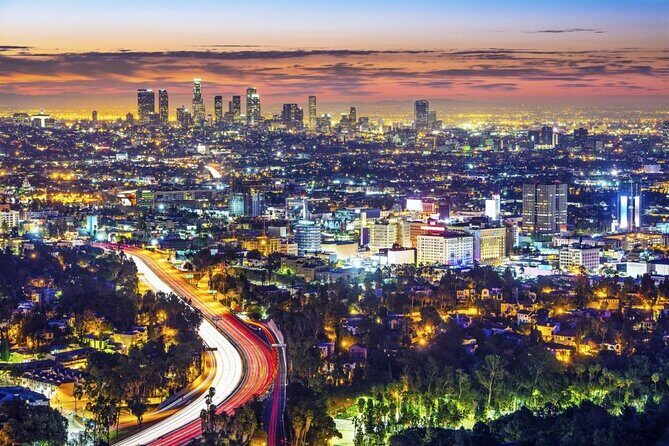 Private 3.5 Hour Sightseeing Tour of Hollywood and Beverly Hills - A 3.5-Hour LA Snapshot in a Private Luxury SUV